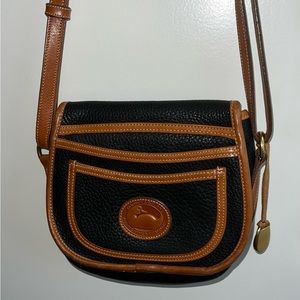 Dooney and Bourke Crossbody bag